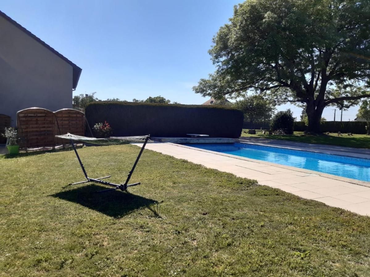 Jacuzzi, Arcade Et Repas Compris Bed and Breakfast Soulosse-sous-Saint-Elophe Exteriör bild