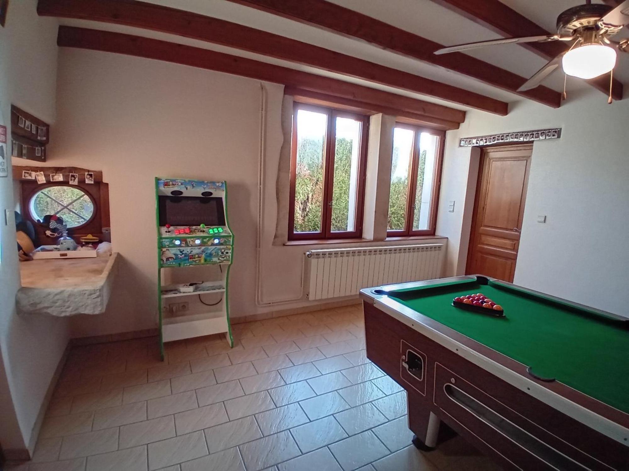 Jacuzzi, Arcade Et Repas Compris Bed and Breakfast Soulosse-sous-Saint-Elophe Exteriör bild